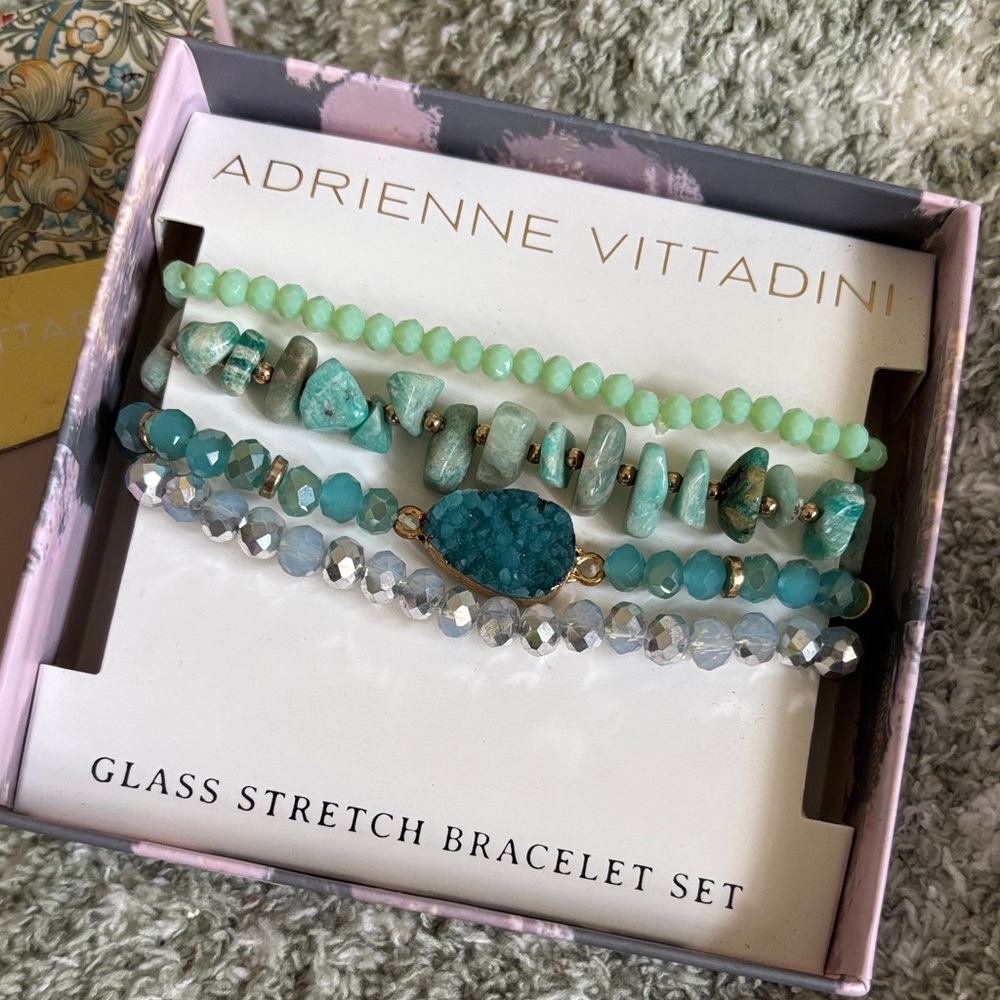 Adrienne Vittadini Turquoise Mint and Silver Bracelet Set of 4 NWT Boxed Set